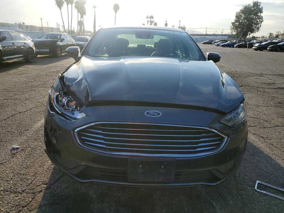 FORD Fusion SE 2019