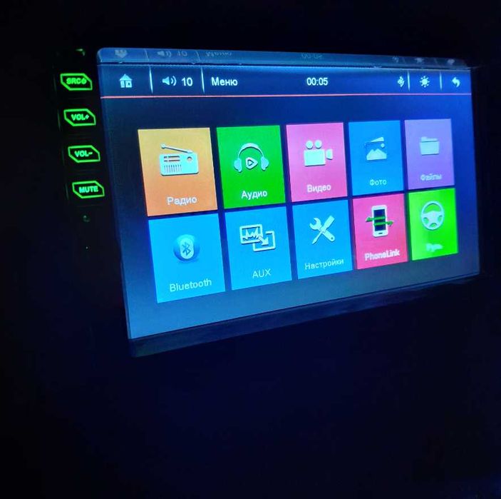 Авто магнітола 7037 з екраном 2дін не андроїд є bluetooth