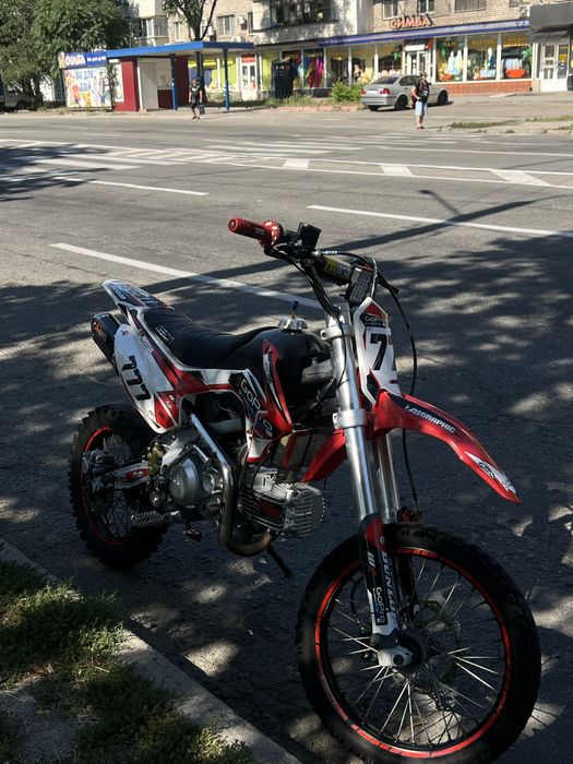 Продам питбайк 190сс Daytona