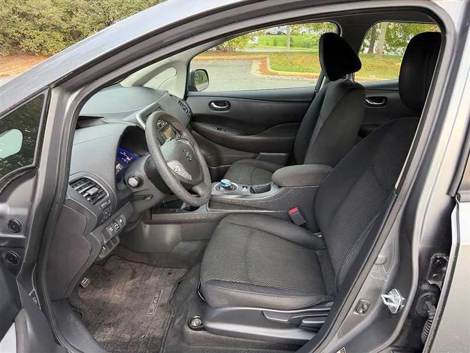 Nissan LEAF S-24      2016