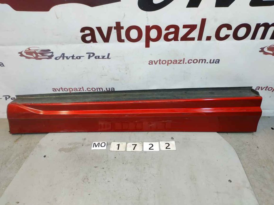 Mitsubishi Eclipse Cross 21- Молдинг дверей перед R MO1722 5727A726