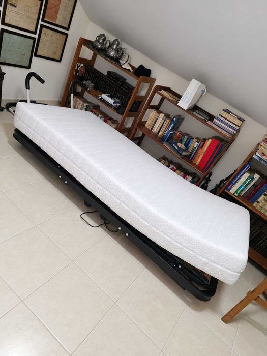 Cama elétrica e colchão