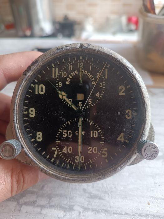 Ачс -1. Авіаційний годинник.