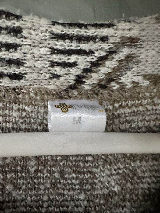 Modny dłuższy sweter rozm.L