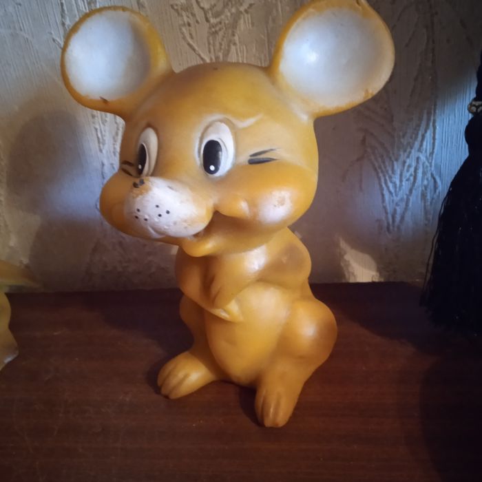 Детские резиновые игрушки.