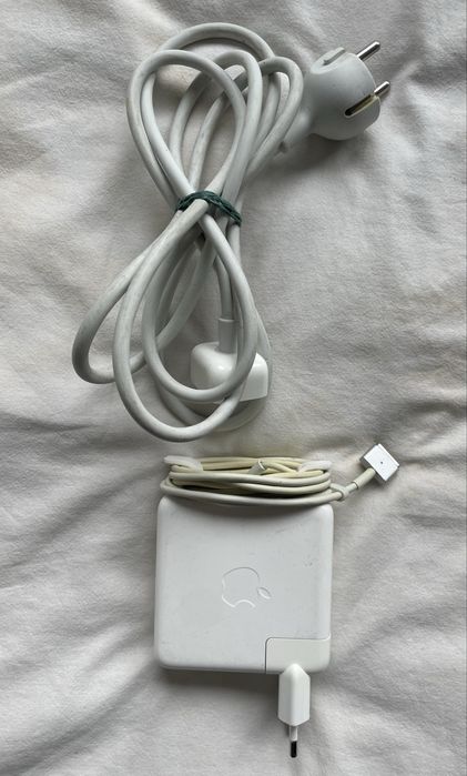 MacBook Pro 15'' (Mid-2015) - Fully Functional64862809607426127