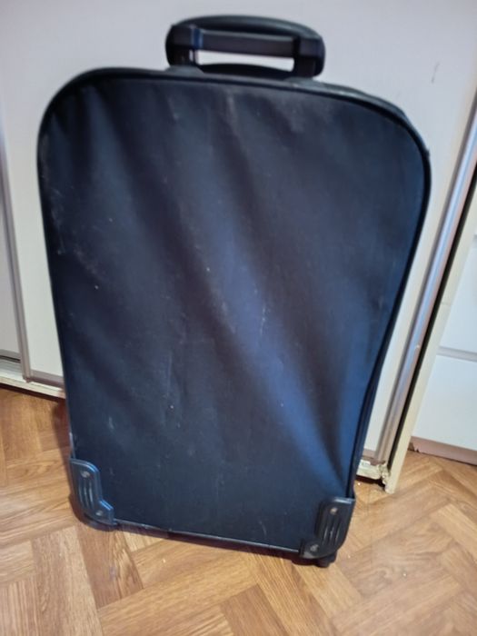 Walizka torba podróżna na kółkach  stan idealny