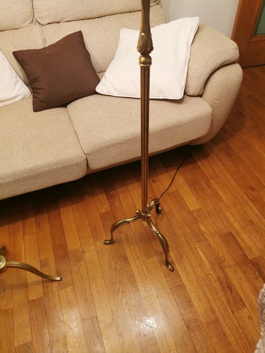 Candeeiro de pé (decoração)