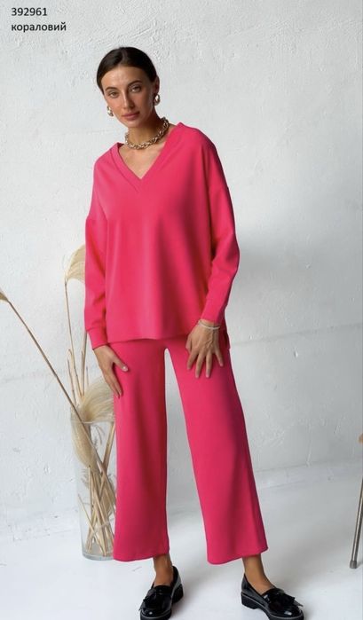 РОЗПРОДАЖ костюм жіночий, ціна 430грн