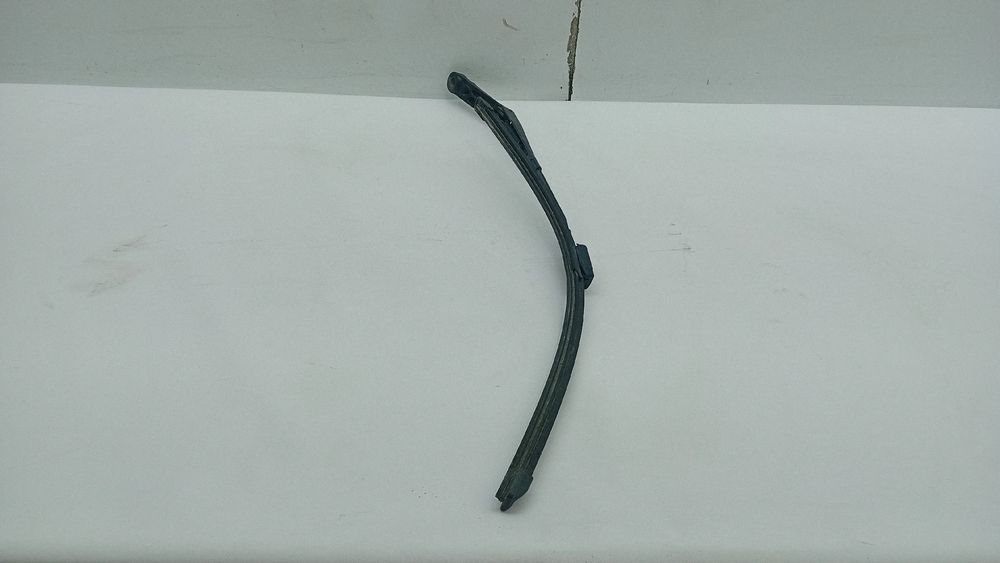 Haste / braço de escova limpa vidros frente esquerda NISSAN Pulsar Hat