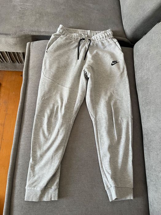 спортивні штани Nike Tech Fleece 10-12 років