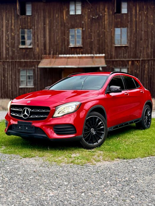 Mercedes Benz GLA250 AMG 2019