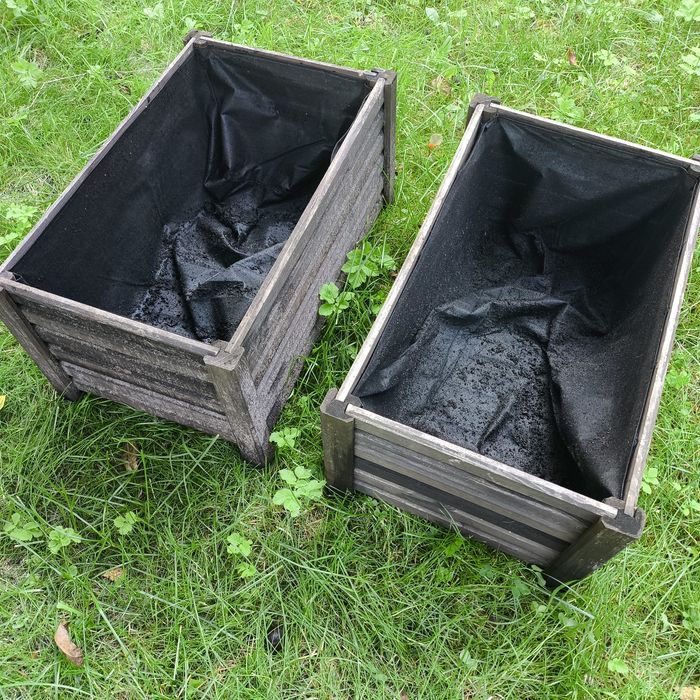 Zestaw 2 szt. duże donice ogrodowe 60 x 31 x 39 cm - dobry stan