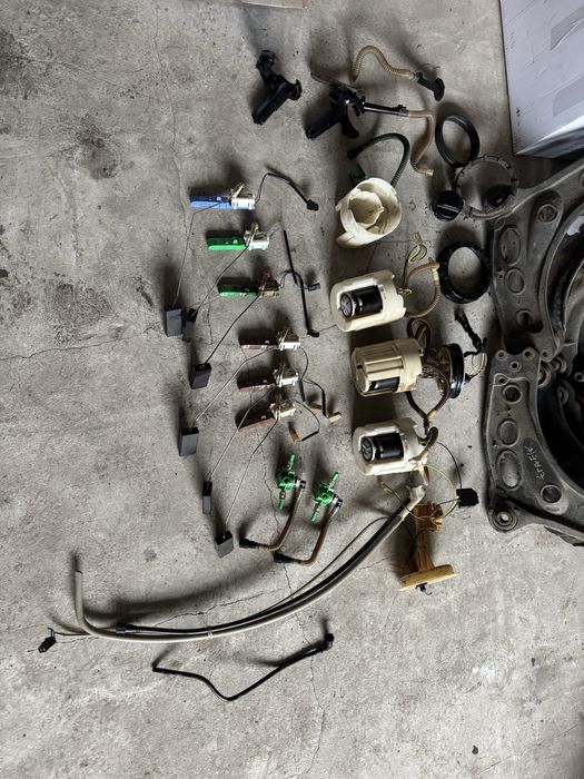 Паливний насос бака,колба,поплавок,рівень палива. Audi a6 c5 2.5tdi