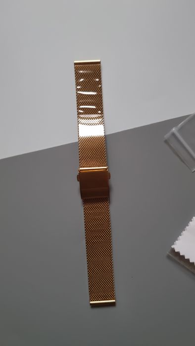 Elegancki złoty pasek EACHE o szerokości 18 mm