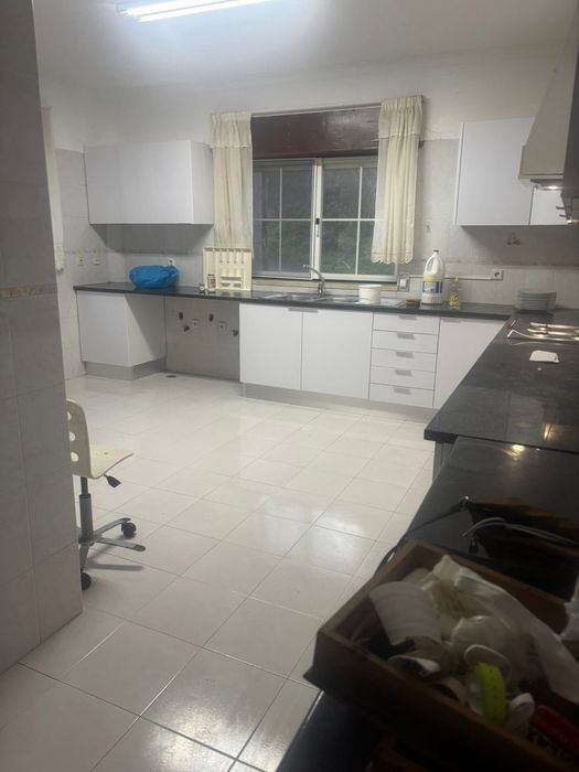 Arrendamento dr casa ou quartos