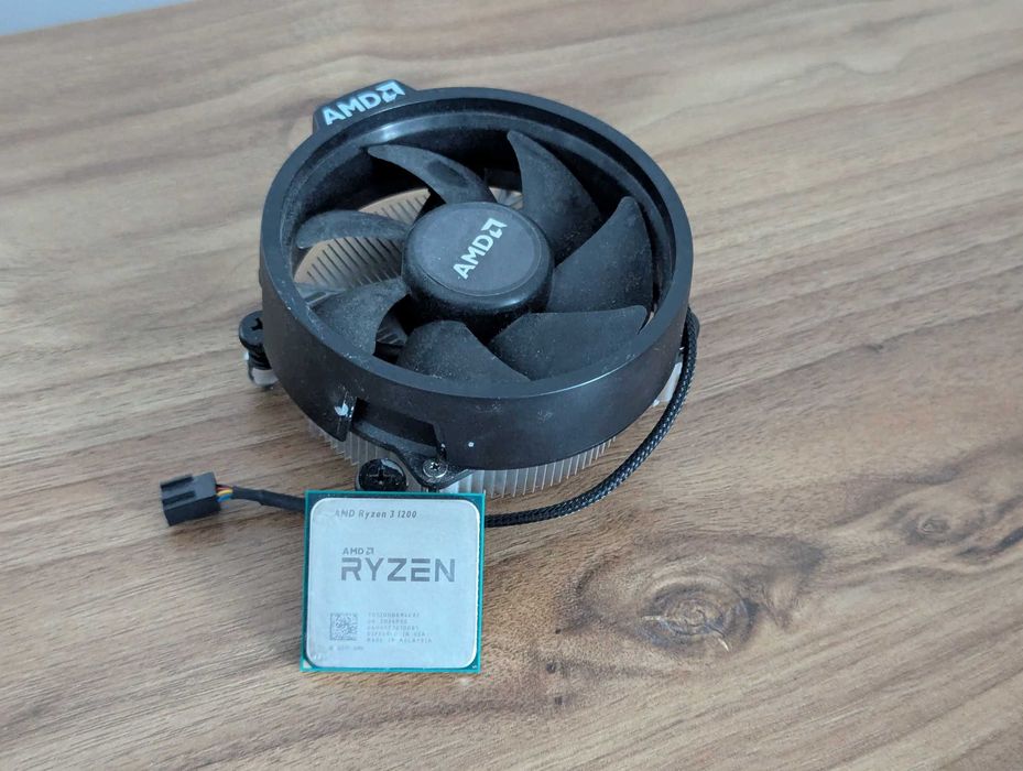 Procesor AMD Ryzen 3 1200 AF + Chłodzenie AMD Lift AM4 4x 3.4GHz ZEN+