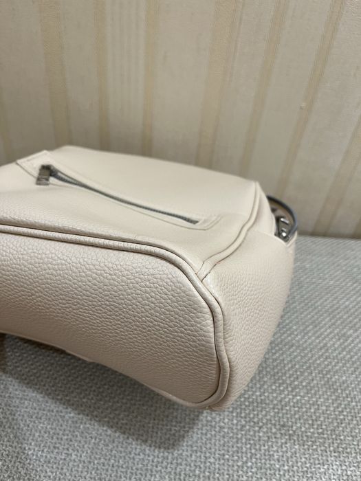 Продам рюкзак LC Waikiki, Stradivarius