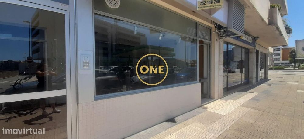 Loja com 85m2 para arrendamento na Póvoa de Varzim