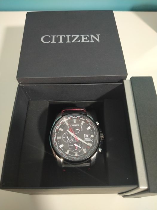 Citizen Radio Controlled, Szafir