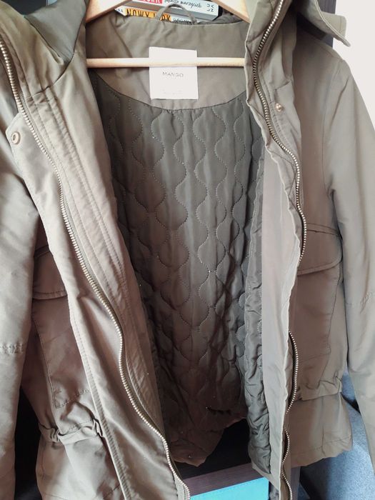 Kurtka zielona_khaki na wiosnę_jesień rozmiar S_36 marka Mango
