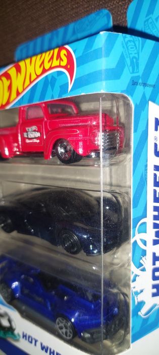 Zestaw 3 samochód Hotwheels, 3 autka metalowe, nowe