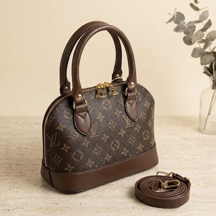 Жіноча сумка Louis Vuitton / стильна та містка Луі Вітон