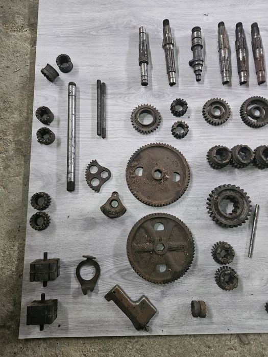 Wałek skrzyni pośredni CZ 350 Jawa 634 Z12