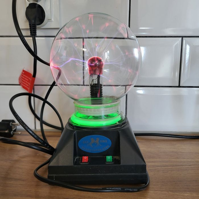 Kula plazmowa grająca ¹⁰⁹