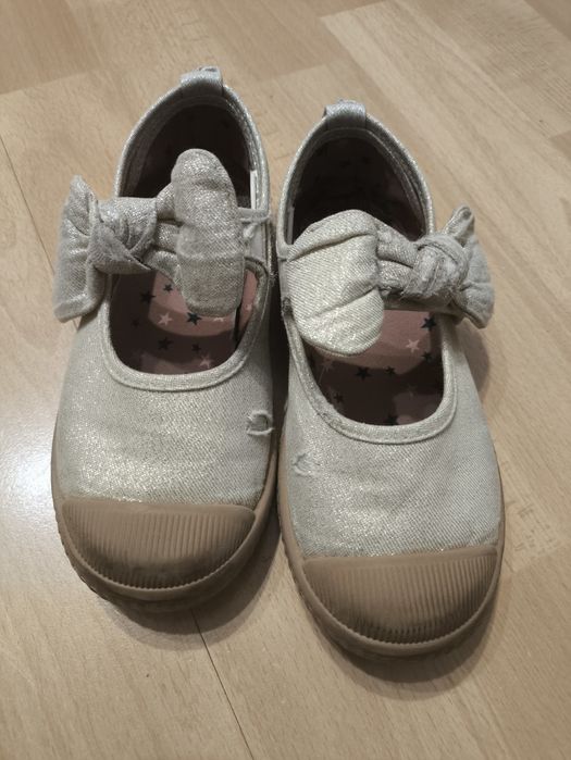 Buty na wiosnę dla dziewczynki r.28