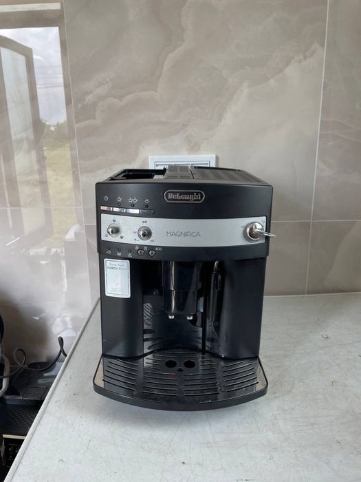Кавомашина DeLonghi Magnifica ESAM 3000.B – автоматична