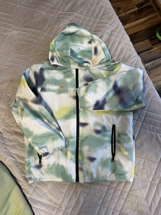 Вітровка Zara