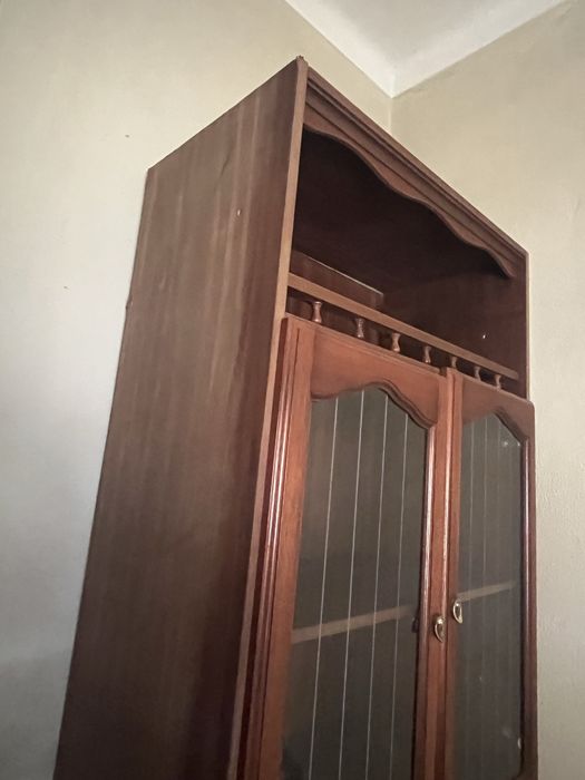 armario castanho vintage