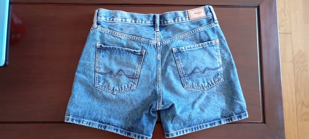 Ganga Pepe Jeans