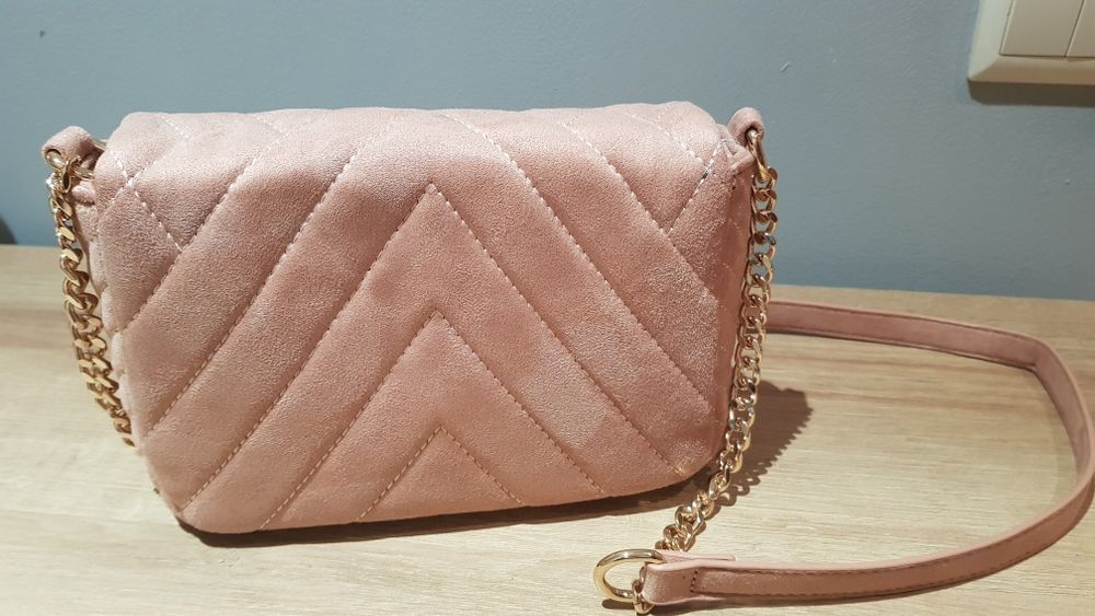 Mala cor de rosa NOVA