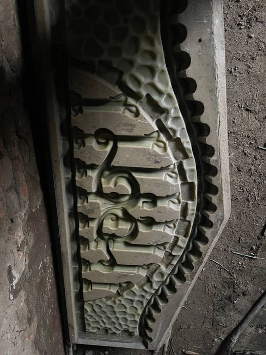 Плити для виготовллення бетонних заборів