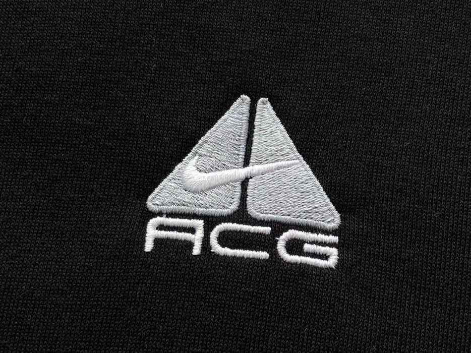Худі Nike ACG чорне