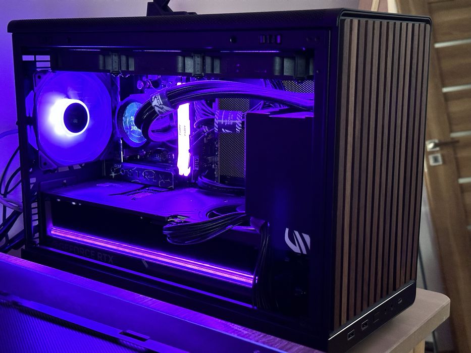 Gaming PC Asus RTX 5080 Astral / Ryzen 9950x3d / 96gb RAM / 2 tb SSD