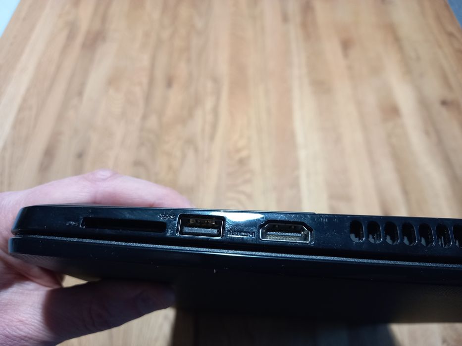 DO 31 STYCZNIA ZA 260 ZL - Laptop DELL Inspiron 143451 polski WINDOWS