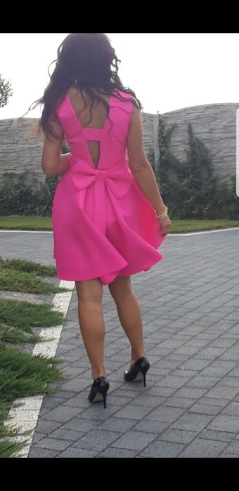 Elegancka suknia sukienka fuksja r. 36 EMO