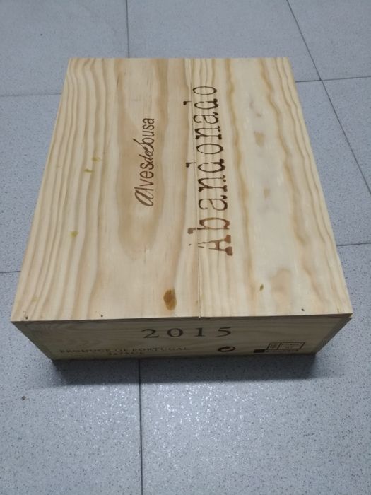 Abandoned wooden wine box