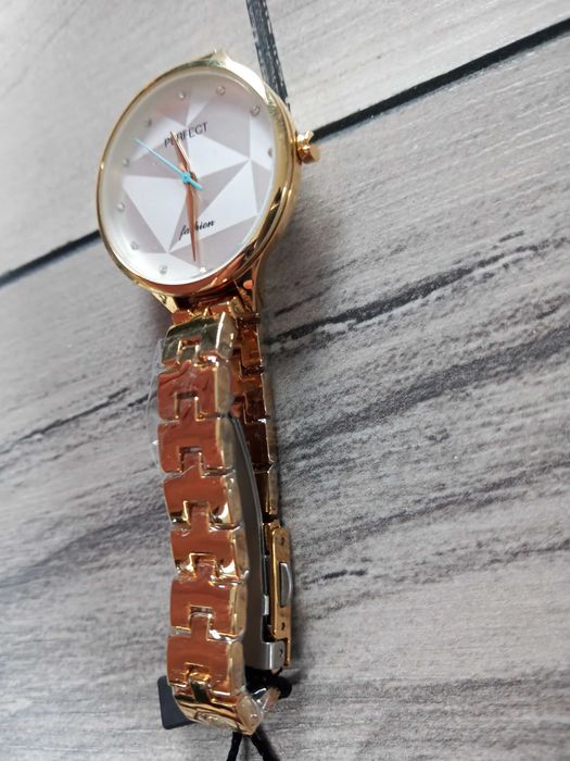 Zegarek Damski Złoty Perfect Fasion