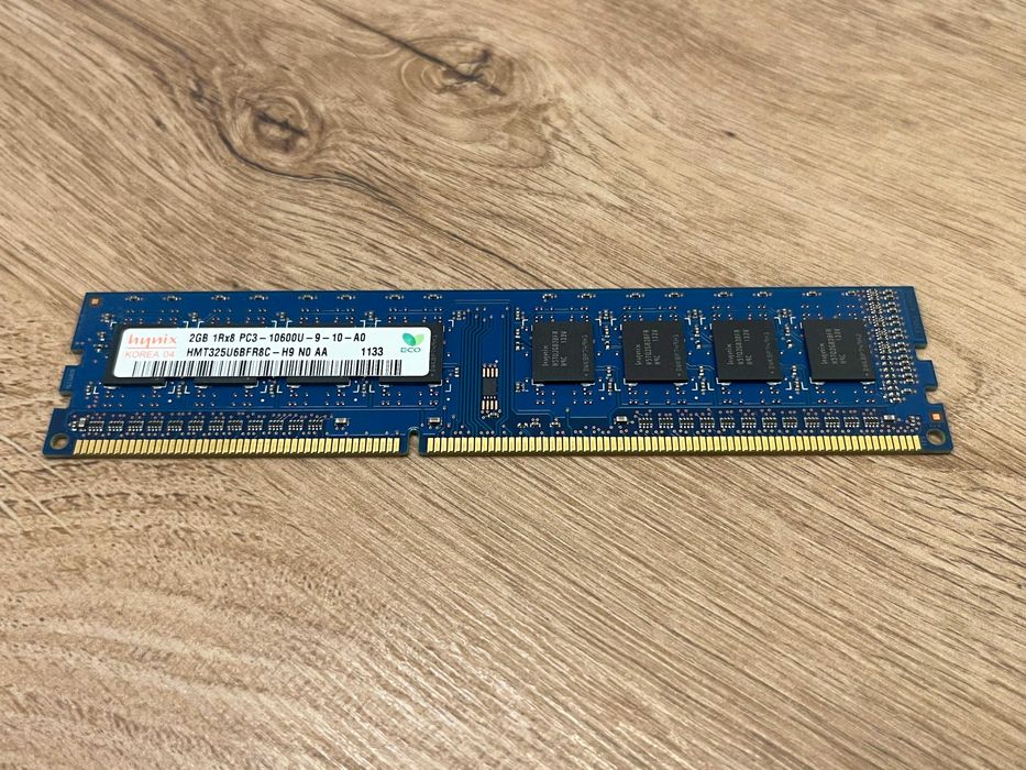 HYNIX 2GB DDR3-1333 PC3-10600U hmt325u6bfr8c-h9
