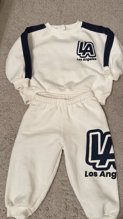 Костюм зара в новому стані