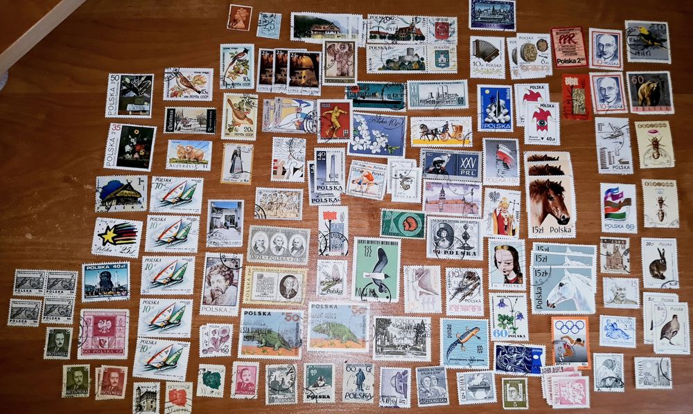 Znaczki pocztowe polskie i zagraniczne - zbiór - sprzedam.