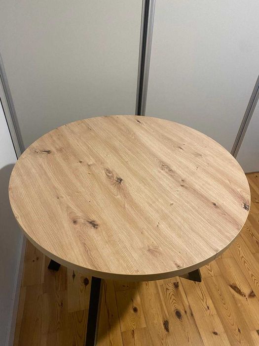 Stół okrągły rozkładany