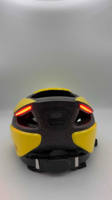 Powystawowy Kask Rowerowy Lumos Ultra Mips r. UNI (54-61cm)