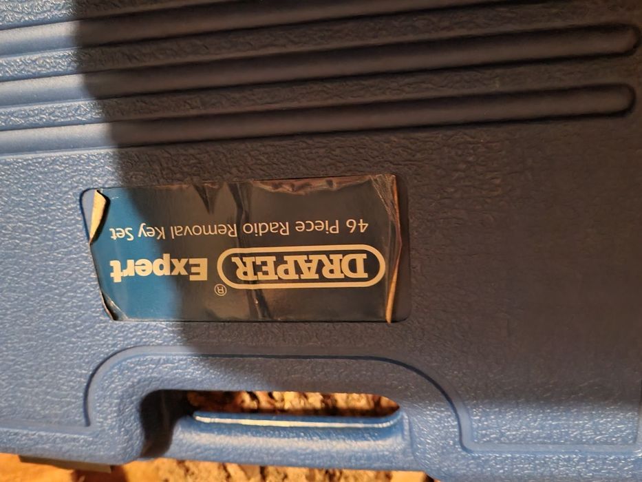 Kit universal para retirar auto rádios