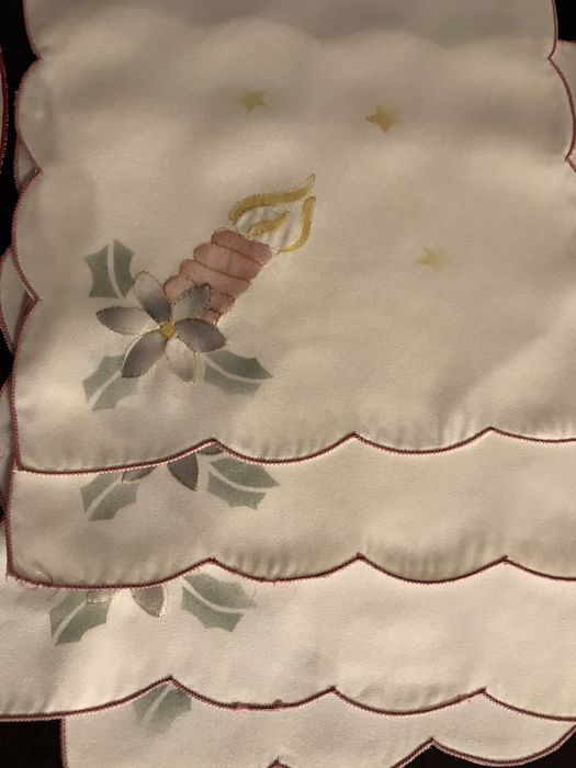 Zestaw 16 serwetek świątecznych