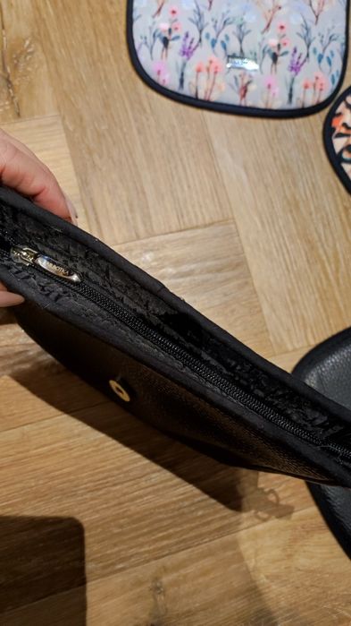 Torebka Saszka nowa plus trzy klapki Farbotka